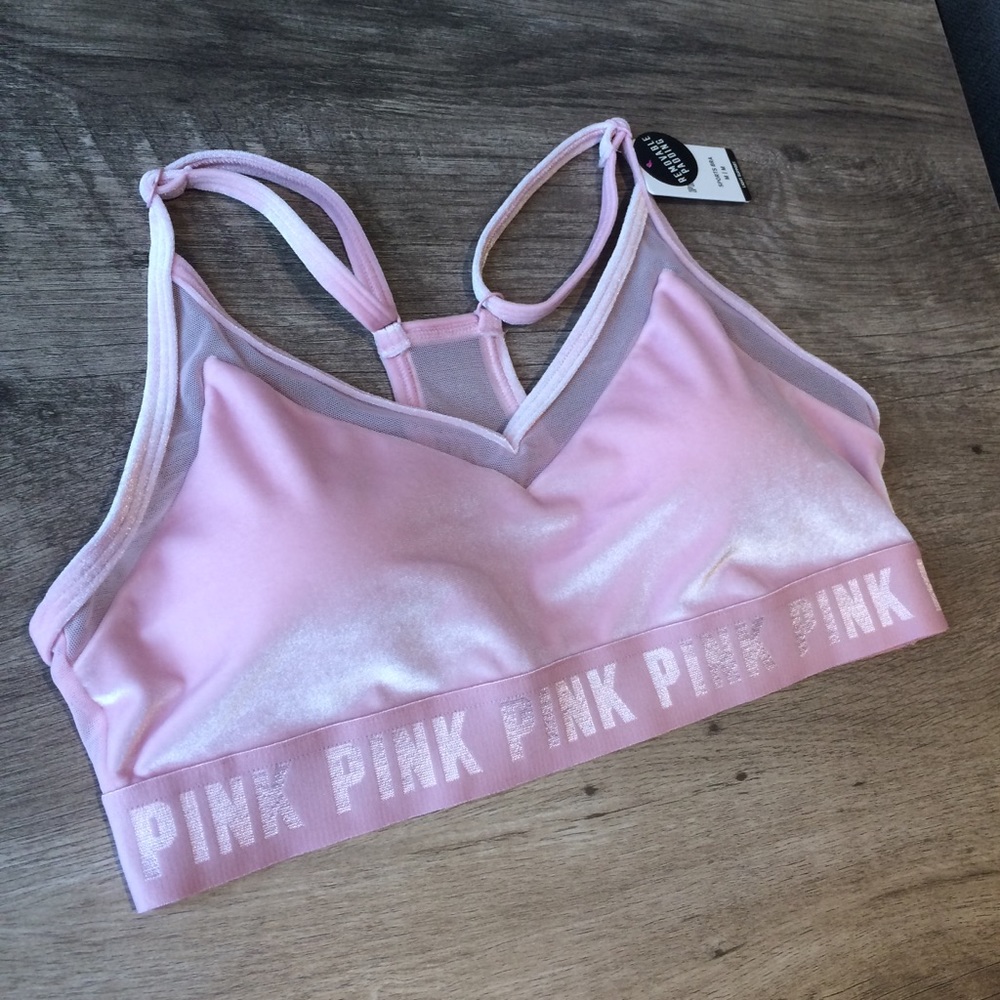 🆕(M) VS PINK Set - Picture 2 of 8